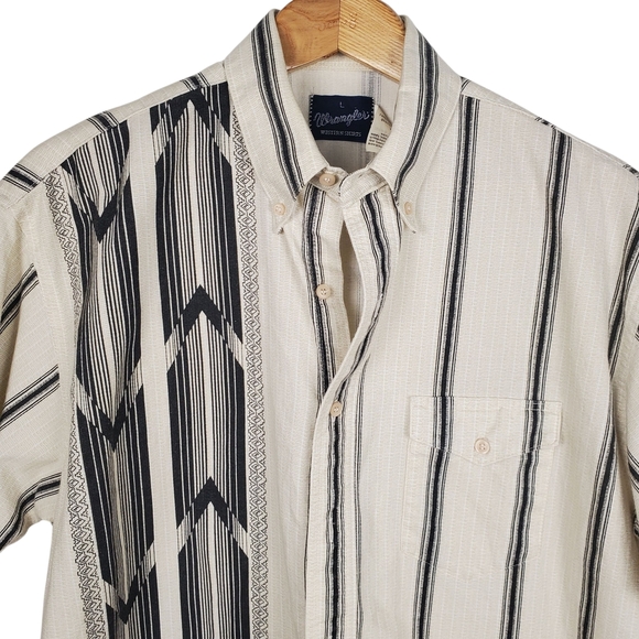 Vintage Wrangler Cream Black Casual Button Down Shirt. Short Sleeve. LG. B0018 - Picture 2 of 9